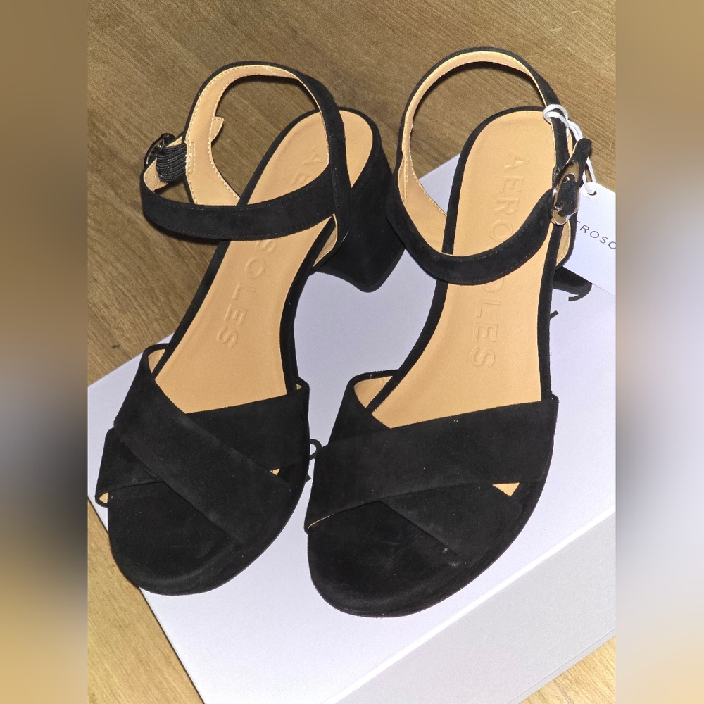 Aerosoles Cosmos Black Suede Block Heel Sandals – 7.5M – NIB - Picture 4 of 14